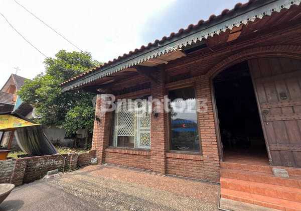 ANTIQUE STRATEGIC HOUSE UNGARAN SOUTH SEMARANG CENTRAL JAVA 1