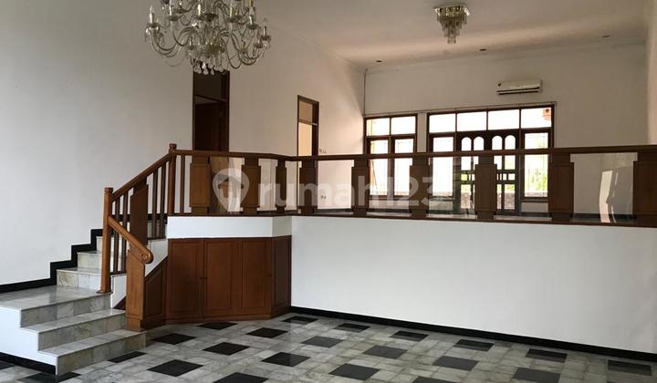 Rumah 2 Lantai Siap Huni Area Sisingamangaraja Semarang 2