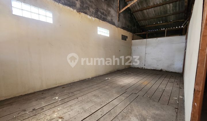 Warehouse and House in Tanah Mas Area, Semarang City Center 2