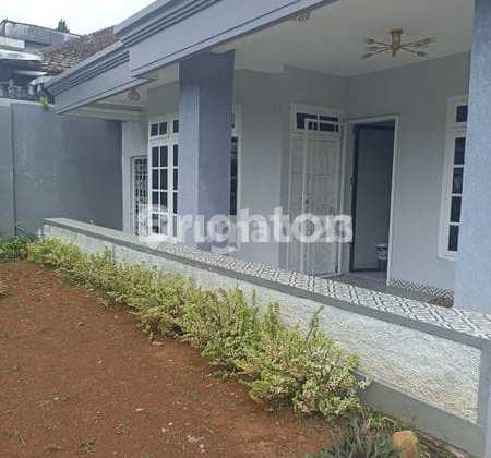 RUMAH 2 LANTAI SIAP HUNI AREA GENDONGAN TINGKIR SALATIGA