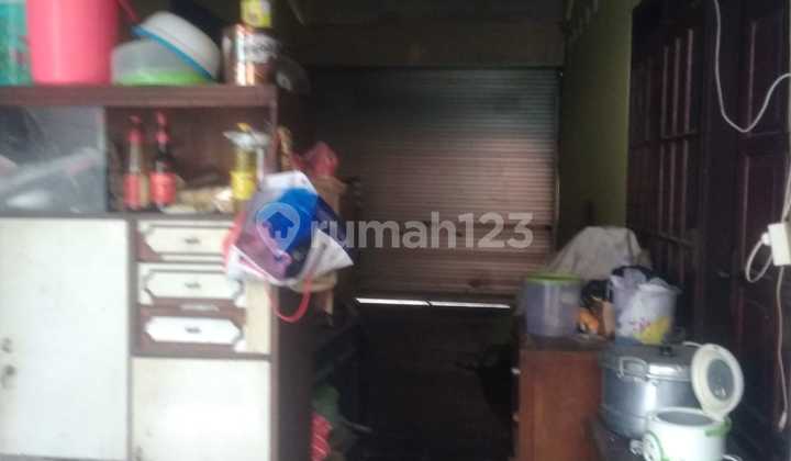 OLD LAND AND BUILDINGS IN PAMULARSIH AREA, SEMARANG