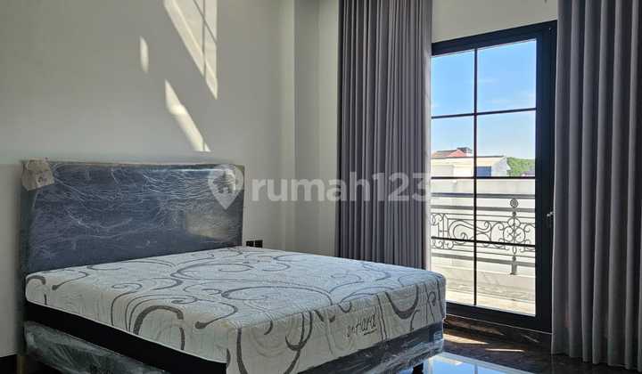 Rumah 2 Lantai Siap Huni Area Puri Anjasmoro Semarang 1