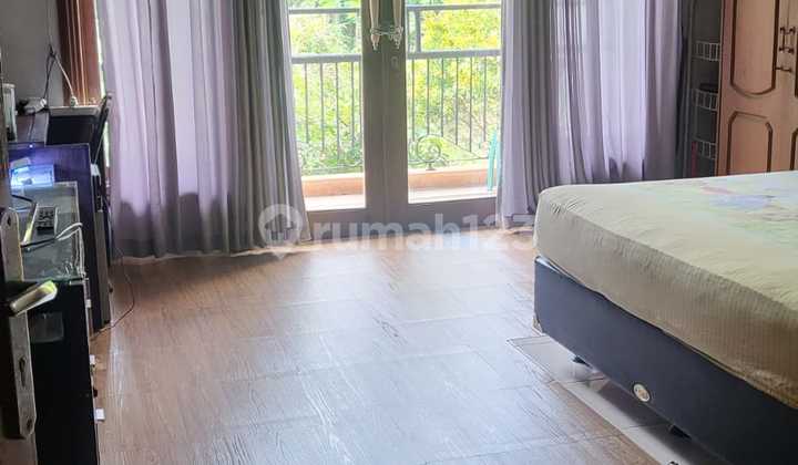 Rumah 3 Lantai Siap Huni Area Candi Golf Semarang 1