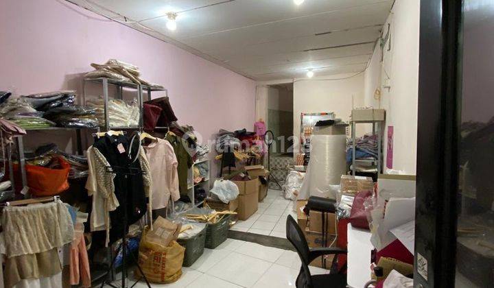 Disewa Ruang Usaha Ex Toko Baju, Sangat Cocok Untuk Coffe Shop 2