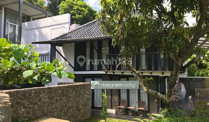 Rumah Villa Tanah Luas, View Golf Dalam Cluster Di Awiligar 2