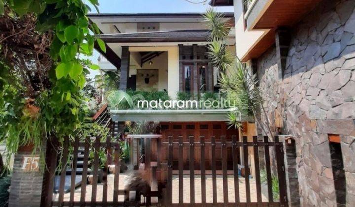 Dijual Rumah Megah 2 Lantai Fully Furnished,berada Dalam Komplek 1