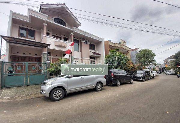 Rumah 2 Lantai Bangunan Kokoh Sayap Tubagus Ismail Bandung 2