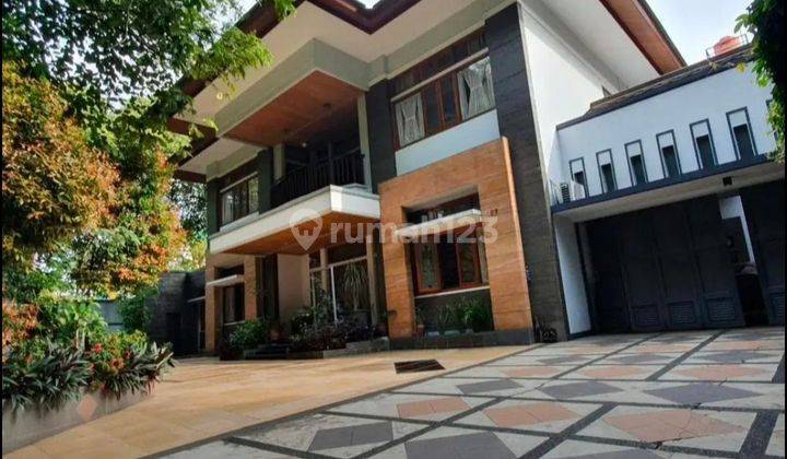 Rumah Strategis Sayap Riau Cocok Untuk Kantor, Guest House 1