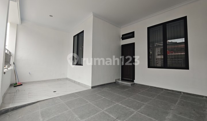 For Sale New 2-Story House In Harapan Indah City, Medan Satria, Bekasi City 2