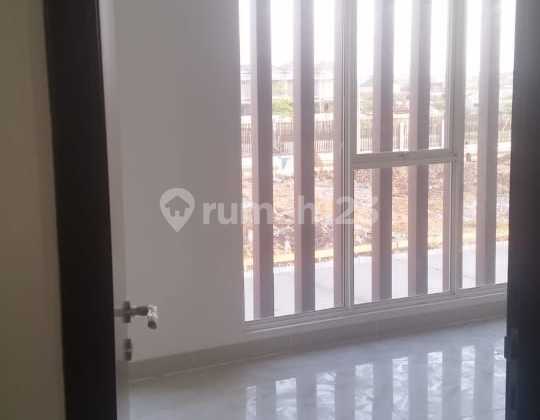 For Sale: 2-Story Semi-Furnished House in Jakarta Garden City, Yarra Cluster, Cakung, East Jakarta 2