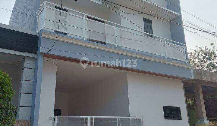 Dijual Rumah Baru 2 Lantai di Kota Harapan Indah, Pejuang, Medan Satria, Kota Bekasi lokasi Depan  1