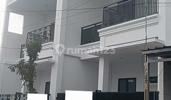 Dijual Rumah Baru 2 Lantai Ada 2 Unit Hook dan Badan di Kota Harapan Indah, Medan Satria, Kota Bekasi 2