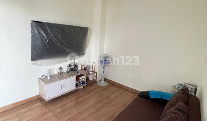 For Sale: 3-Story Luxury House Plus Furnishings in Kota Harapan Indah, Samata Cluster, with Swimming Pool, Bekasi 2