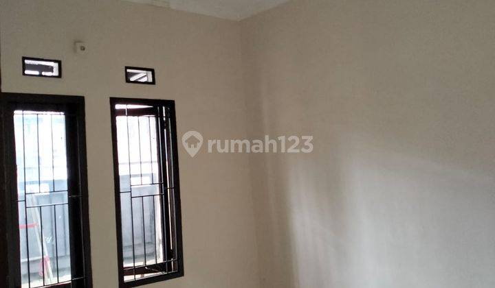 Rumah Murah Lokasi Depan Sudah Full Renovasi di Harapan Indah 1, Bekasi Barat 2