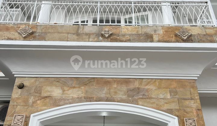 Turun Harga Butuh Jual Cepat Rumah Cantik di Cluster Harapan Indah Regency, Kota Harapan Indah, Bekasi Barat