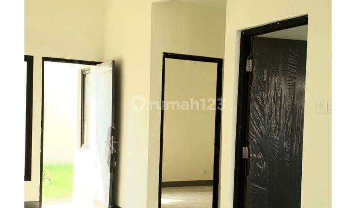 Dijual Rumah Standard di Green Ara Cluster Damar, Harapan Indah, Bekasi 2