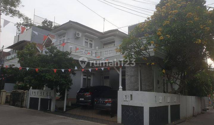 Dijual Butuh Segera Rumah Hook Mewah 2 Lantai di Kelapa Gading, Jakarta Utara 2