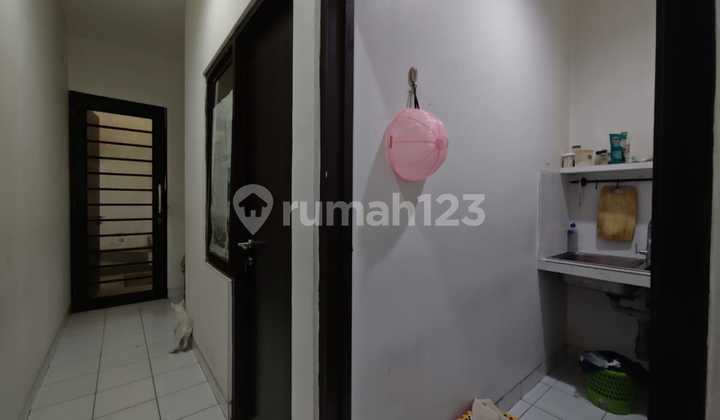 Butuh Jual Secepatnya Rumah Hunian 2 Lantai Semi Furnish di Kota Harapan Indah, Cluster Asia Tropis, Bekasi 2