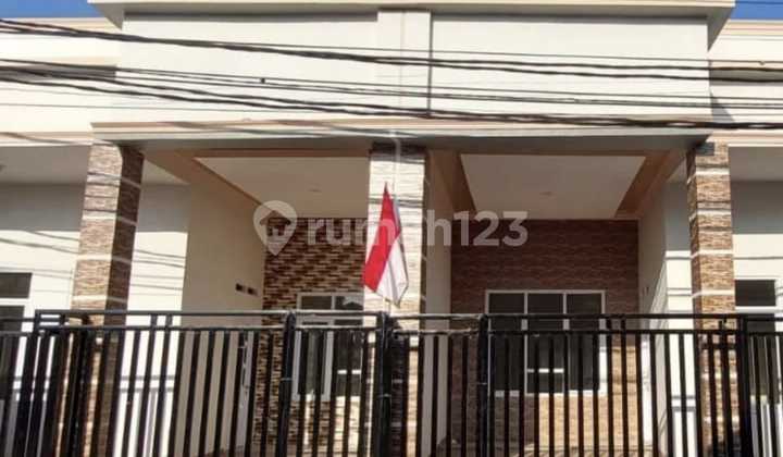 Dijual Rumah Baru Posisi Hoek dan Badan di Kota Harapan Indah, Medan Satria, Kota Bekasi Dijual Rumah Baru Posisi Hoek dan Badan di Kota Harapan Indah, Medan Satria, Kota Bekasi