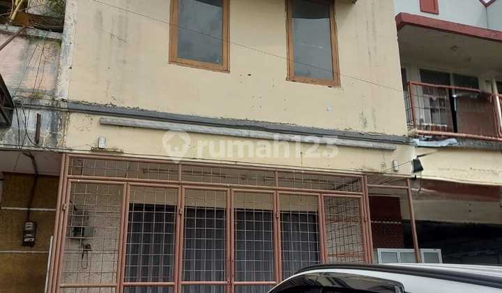 For Sale: 2¼-Story Shop House in Permata Harapan Baru, Pejuang, Kota Harapan Indah, West Bekasi For Sale: 2¼-Story Shop House in Permata Harapan Baru, Pejuang, Kota Harapan Indah, West Bekasi