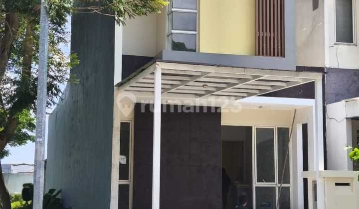 For Sale 2-Story House in Samata Cluster, Harapan Indah City, Bekasi 2