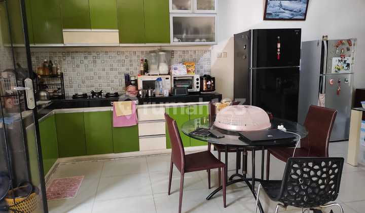 Quick Sale 2-Story Furnished House in Aralia Cluster, Kota Harapan Indah, Bekasi 2
