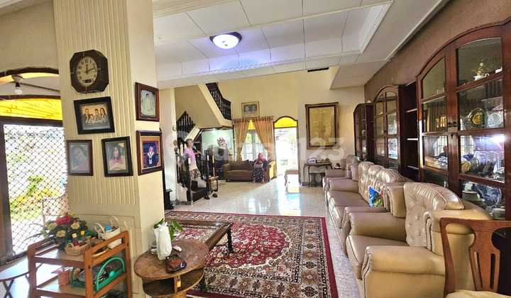 Dijual Rumah Hook  1½ Lantai di Pulo Asem,  Pulo Gadung,  Jakarta Timur