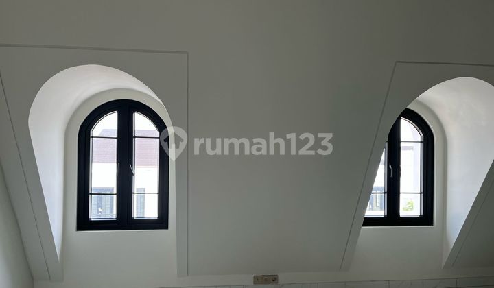 Dijual Rumah Premium Attic Di Cluster Summarecon Crown Gading, Tarumajaya, Bekasi 2
