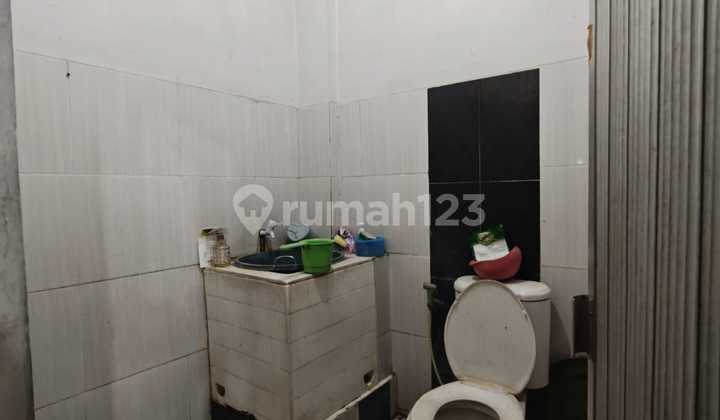 For Sale 4-Story Shop House on Sultan Agung Street, Medan Satria, Bekasi City 2