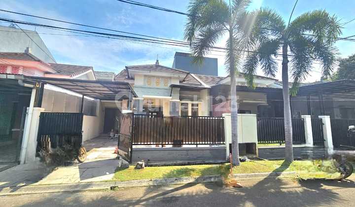 For Rent, Ready-to-Occupy House in Aralia Cluster, Kota Harapan Indah, Bekasi
