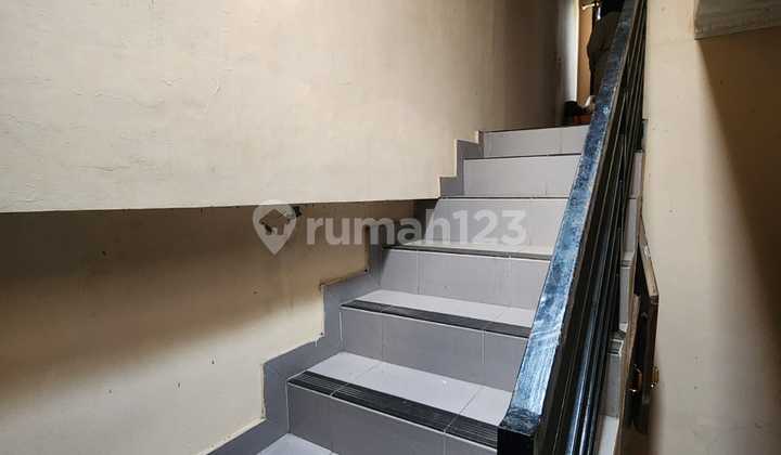 Dijual Rumah 2 Lantai di Taman Harapan Baru, Pejuang, Bekasi Barat (Harapan Indah), Kota Bekasi 2