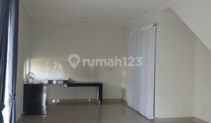 Disewakan Rumah 2 lantai di Cluster Eropa ,Sedayu City, Kelapa Gading, Jakarta 2