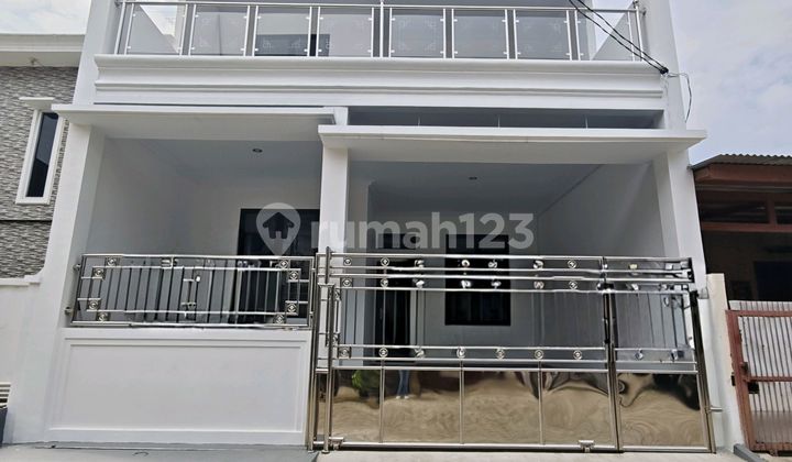 For Sale New 2-Story House In Harapan Indah City, Medan Satria, Bekasi City