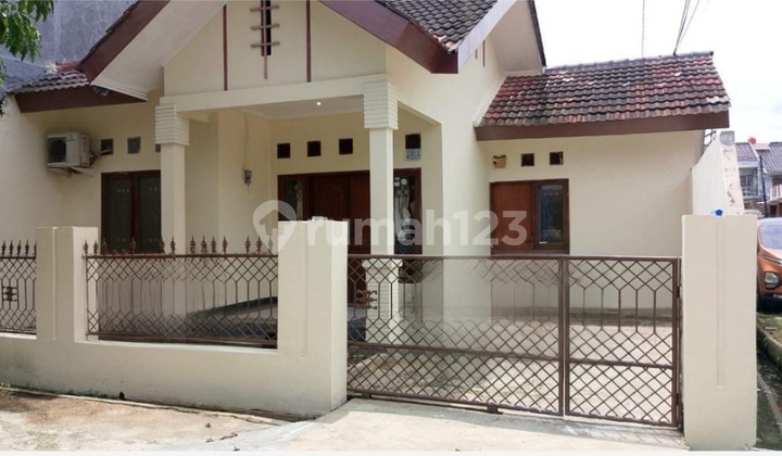 Dijual Rumah di Kota Harapan Indah, Medan Satria, Kota Bekasi