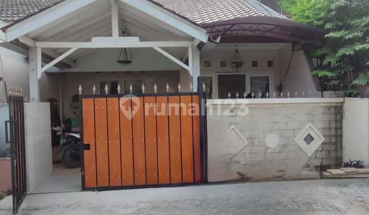 For Sale 1½ Story House in Bulevar Hijau, Kota Harapan Indah, West Bekasi For Sale 1½ Story House in Bulevar Hijau, Kota Harapan Indah, West Bekasi