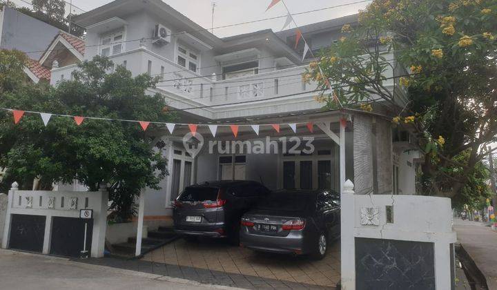 Dijual Butuh Segera Rumah Hook Mewah 2 Lantai di Kelapa Gading, Jakarta Utara 1