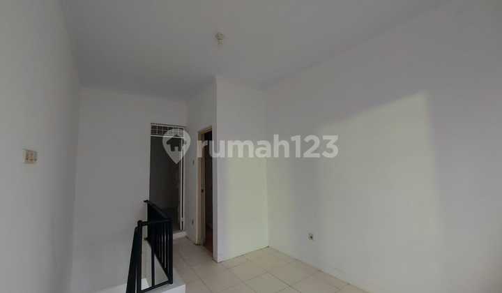 Dijual Ruko 2 Lantai di Kota Harapan Indah 1, Medan Satria, Kota Bekasi. Sudah Full Renovasi dan Siap Buka Usaha