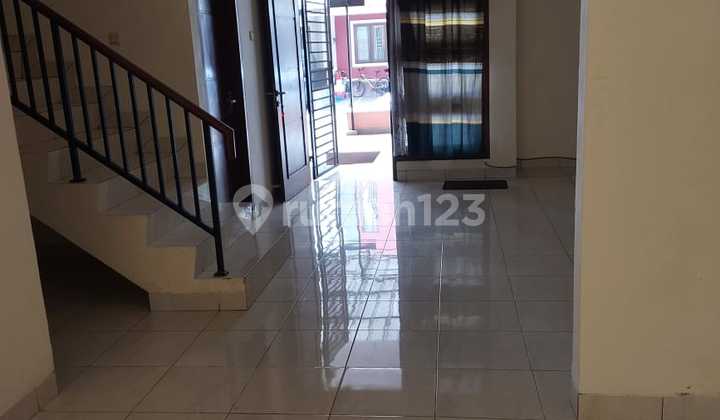 Disewakan Rumah 2 lantai Di Cluster Harmoni, Kota Harapan indah, Bekasi Disewakan Rumah 2 lantai Di Cluster Harmoni, Kota Harapan indah, Bekasi