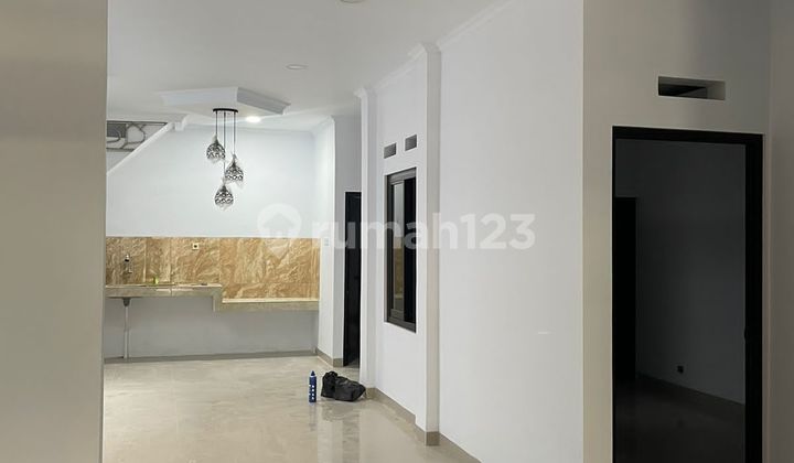 Dijual Rumah di Cluster Ifolia Kota Harapan Indah, Tarumajaya, Bekasi, Bangunan 1,5 Lantai Baru Direnovasi  2