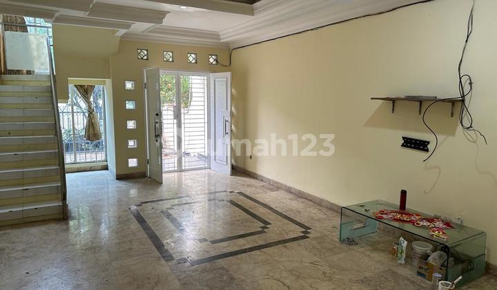 Disewakan Rumah 2 Lantai di Taman Modern Cakung, Pulogebang, Jakarta Timur 2