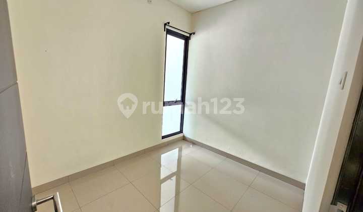 Dijual Rumah 2 Lantai di Cluster Lavesh, Kota Harapan Indah, Bekasi 2