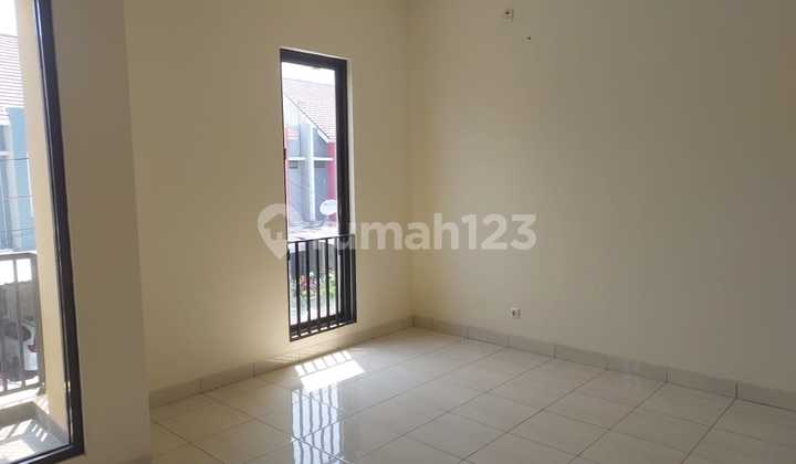 Dijual Rumah Siap Huni di Cluster Harmoni, Kota Harapan Indah, Bekasi 2