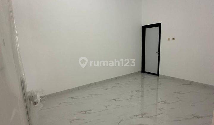 Dijual Rumah Baru 2 Lantai di Kota Harapan Indah, Medan Satria, Kota Bekasi 2