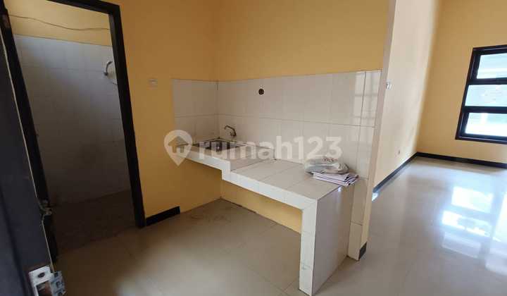 Dijual Rumah Minimalis Modern Siap Huni di Gading Regency Kartasura 2