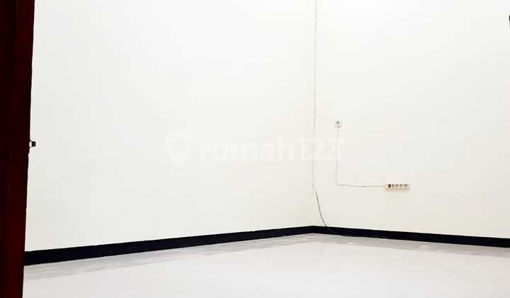 Rumah Asri Siap Huni di Kawasan Elit Jl Pinus Solo Baru Sukoharjo 2