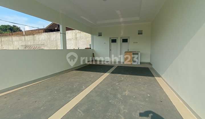 Rumah Megah Jual Sewa di Mojosongo Jebres Surakarta 2