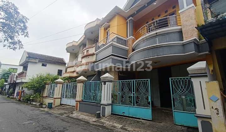 Dijual Rumah 2 Lantai di Pusat Kota Solo - Ketelan Banjarsari 2