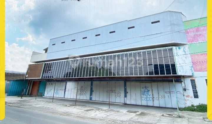 Ruko Komersial 3 Lantai, Hook (Dua Muka) Tepi Jalan Raya Solo-Baki, Grogol Ruko Komersial 3 Lantai, Hook (Dua Muka) Tepi Jalan Raya Solo-Baki, Grogol