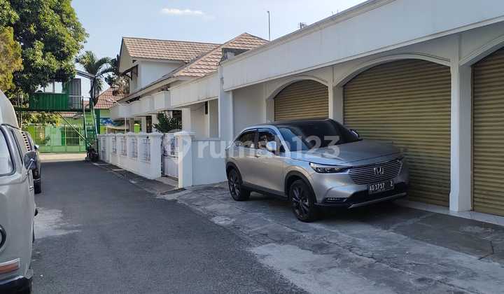 Rumah Hook Luas di Fajar Indah Baturan Colomadu Karanganyar 2