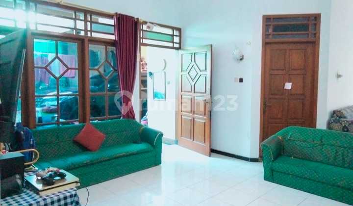 Rumah Luas Dijual di Sumber Banjarsari (Lebar Depan 20m) 2